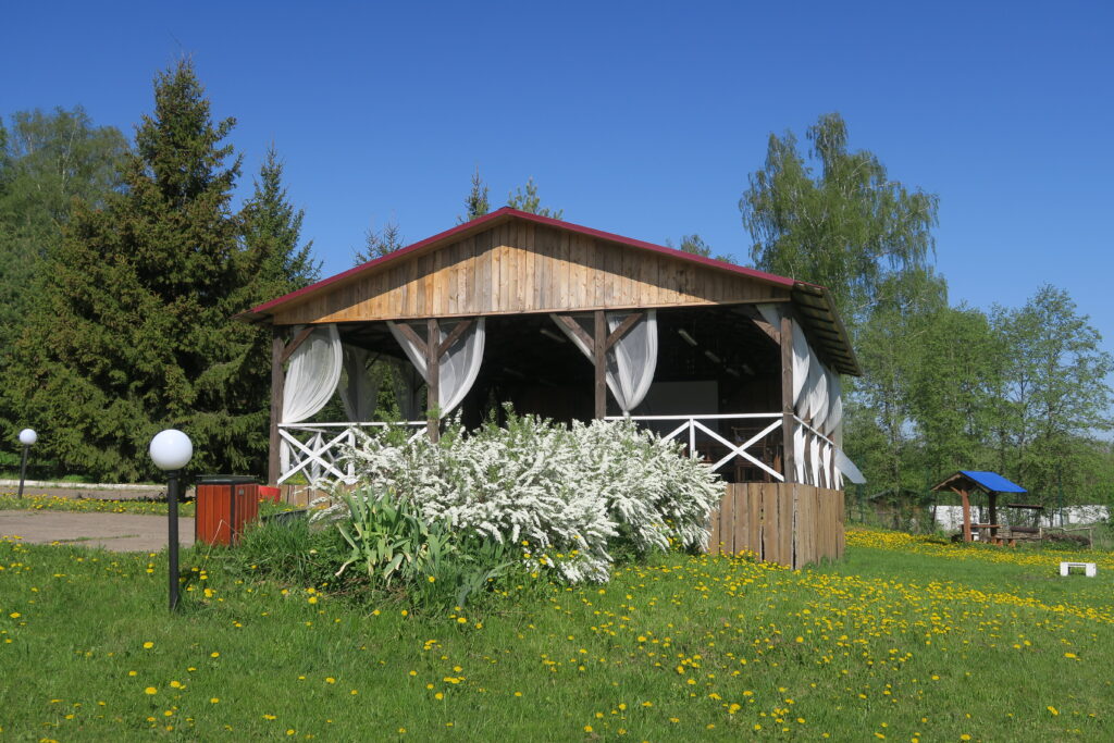 Летняя Веранда 3 &bull; Эко-отель "Белая Мельница"