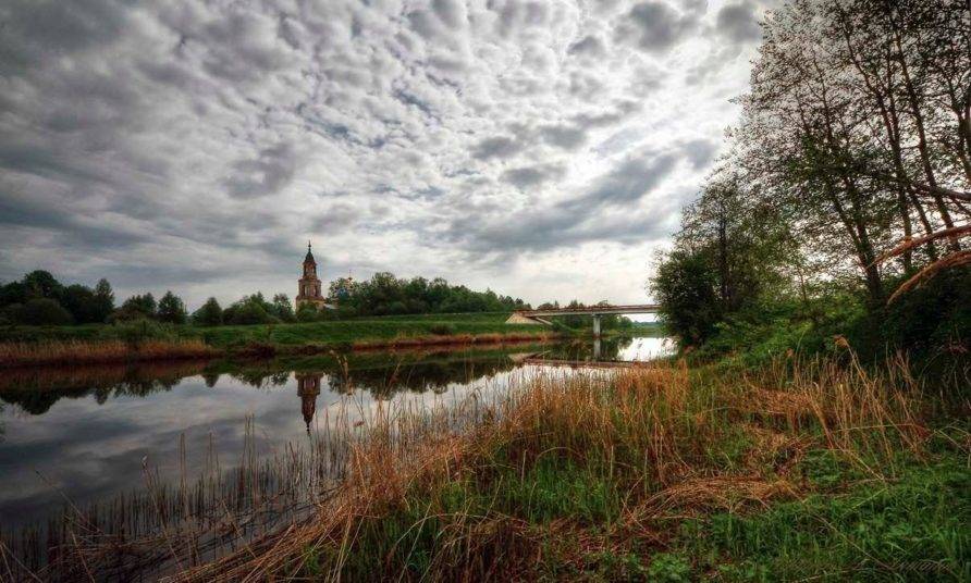 Церковь Казанской иконы Божией Матери в Зятькове